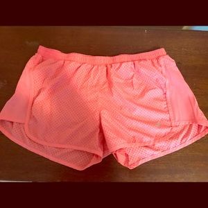 Coral active shorts